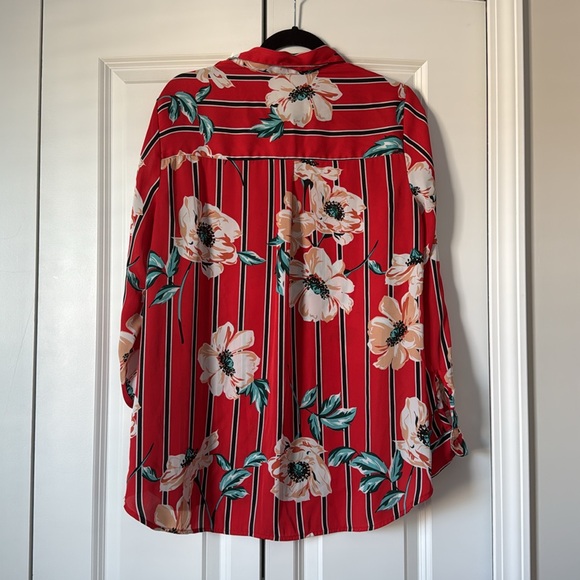 Express Button Down - Picture 7 of 7